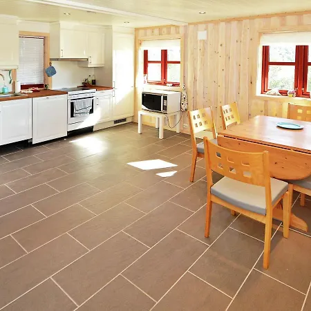 Four-Bedroom Holiday Home In Aseral 6 *